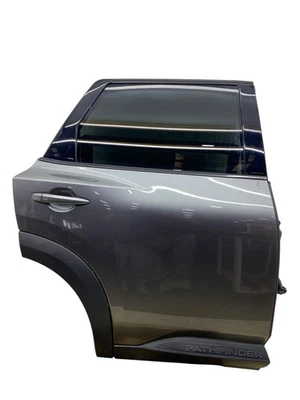 2022-2024 NISSAN PATHFINDER OEM RH REAR RIGHT DOOR W/ KEYLESS ASSEMBLY |METALLIC Foto 1 de 4