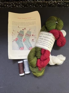 Kit de calcetín Magic Toadstool patrón e hilo - piedra Charlotte, tejidos de piedra - Imagen 1 de 4