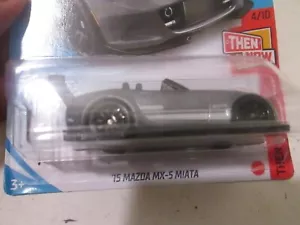 Mazda MX-5 Miata serie entonces y ahora Hot Wheels '15 nuevo en paquete con fecha 2020 - Imagen 1 de 11