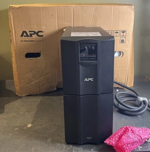 APC SMT3000C 3000VA SMART USV MIT SMARTCONNECT SINUS USV BATTERIE BACKUP - Bild 1 von 5