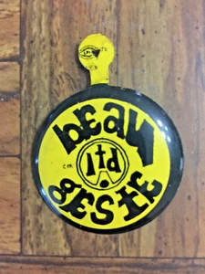 PIN de tienda de ropa para mujer vintage 1996 NYC Greenwich Village "BEAU GESTE ltd." - Imagen 1 de 2