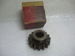 1941 1942 CHRYSLER DESOTO TRANSMISSION IDLER GEAR MOPAR NOS - Picture 1 of 2