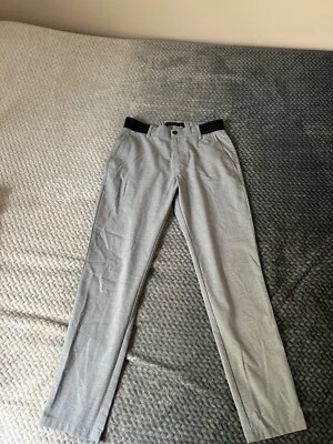 Hombre Denim y Flores Gris Vestido Pantalón Mediano 30x30 Foto 1 de 4