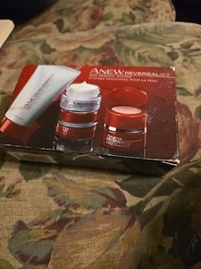 Anew Reversalist Skin Renewal System 2010 - Picture 1 of 2
