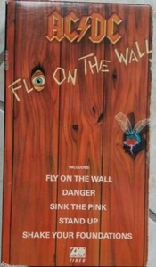 VHS AC/DC – Fly On The Wall UK 1985 Atlantic Video 750102 - Picture 1 of 1