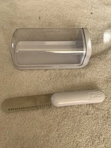 Joie Butter Dish with Lid and Butter Curler Knife for Kitchen Countertop - New - Picture 1 of 5