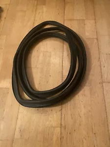 Sunbeam Rapier Fastback /Alpine Coupe H120Front Windscreen Rubber Brand New - Picture 1 of 1