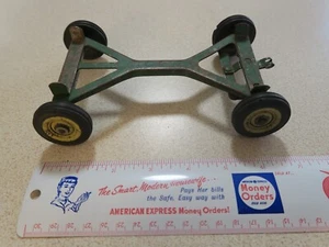 Vintage Eska / Ertl 1/16 John Deere Wagon Running Gear / Solid Rubber Tires Hub - Picture 1 of 11