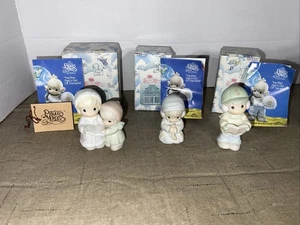 NEW precious Moments Sugar Town Figurines Caroling Preacher LOT 529486 529516 - Picture 1 of 12