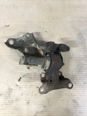 Ford Escort 1994 1,9 montaje del motor del lado del conductor Foto 1 de 4