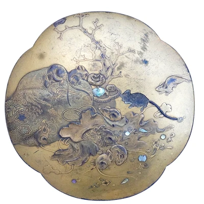 Fina caja antigua japonesa Meiji Edo laca oro lobulado decoración interior Foto 1 de 4