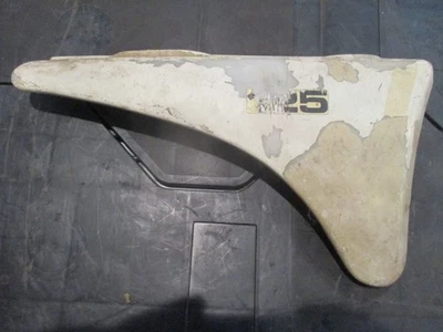 雅马哈原始设备制造商右侧保护套 #2 1983 XT125 XT200 15A-21721-00-36 — 第 1/4 张图片