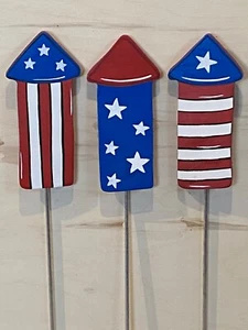 4th of July Patriotic Flag, Firecracker, Uncle Sam Wood Outdoor Plant Poke Garde - Picture 1 of 13
