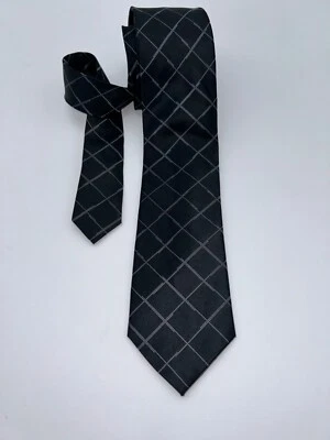 Corbata de seda negra con patrón plateado para hombre Calvin Klein aspecto clásico Foto 1 de 3