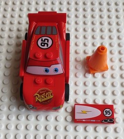 Lego 8200 Cars 2 Lightning McQueen - No instructions, missing 1 piece