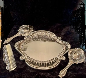 ANTIQUE INTERNATIONAL SILVER CO. VANITY SET HAND MIRROR,BRUSH,COMB, & TRAY - Picture 1 of 8