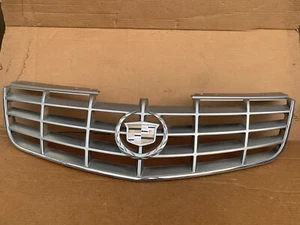 CADILLAC BLS FRONT UPPER GRILL GRILLE CHROME 21996624 - Bild 1 von 15