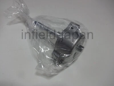 Bomba de aceite de motor original Suzuki HAYABUSA GSX 1300 R 16400-24F01 F/S Foto 1 de 4