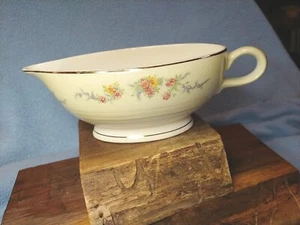 Vintage Monticello Gravy Boat By Salem China Co 23 Karat Gold Trim USA - Picture 1 of 6