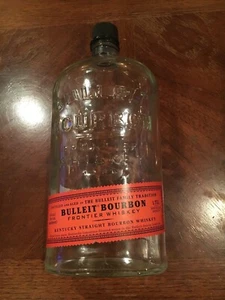 Sammlerstück Bulleit Bourbon Kentucky Straight Bourbon Whiskey 1,75L Leerflasche - Bild 1 von 2