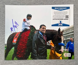 JOCKEY MIKE SMITH SIGNED 8x10 PHOTO 2018 KENTUCKY DERBY- JUSTIFY BECKETT BC83648 - Picture 1 of 1