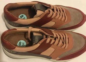 Zapatos de tenis FRYE de torso bajo de cuero gamuza con tachuelas rosa/borgoña para mujer talla 8,5 lindos - Imagen 1 de 12