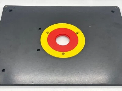Mesa roteadora 9"x12" x 3/8" com anéis de placa de inserção sem caixa pequenos arranhões SEM PARAFUSOS - Imagem 1 de 2