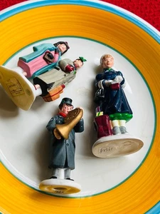 Lote de 3 FIGURAS DE PORCELANA DEPARTAMENTO 56 NUEVAS CON ETIQUETAS Uso Ligero Solo CUERNO FRANCÉS Mujeres - Imagen 1 de 7