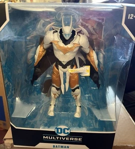 McFarlane DC MV BATMAN Final Batsuit Justice League: The 6th Dimension Figure - Picture 1 of 6