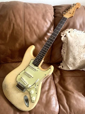 Vintage Fender Stratocaster From Late 1963 - Relic White Refin - Rare Brazilian  - Image 1 of 4