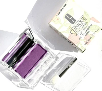 Clinique All About Shadow Soft Matte Eyeshadow CJ Purple Plumps 2.2g - Image 1 of 3