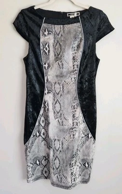 Vestido vintage años 90 Y2k Nikibiki piel de serpiente terciopelo terciopelo gótico caprichoso  Foto 1 de 4