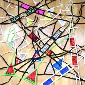 Paket 12 verschiedene Bikini Oberteile - Bild 1 von 6