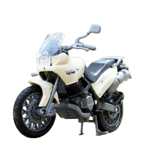 Modelo de motocicleta BMW F650ST blanco, escala Motormax 1:18 - Imagen 1 de 5