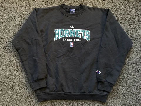 VINTAGE 90s Charlotte Hornets CHAMPION Crewneck Sweatshirt YOUTH L (14-16) Black Cover