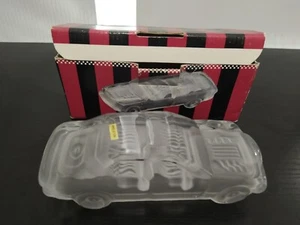 Imperial Crystal and & China Co. Classic car paper weight - Picture 1 of 9