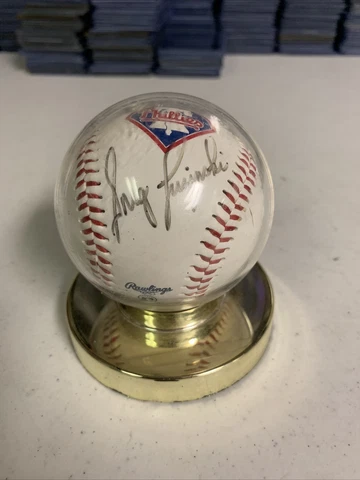 MLB PHILLIES GREG LUZINSKI #19 OUTFIELDER SIGNED BASEBALL WITH DISPLAY Cover