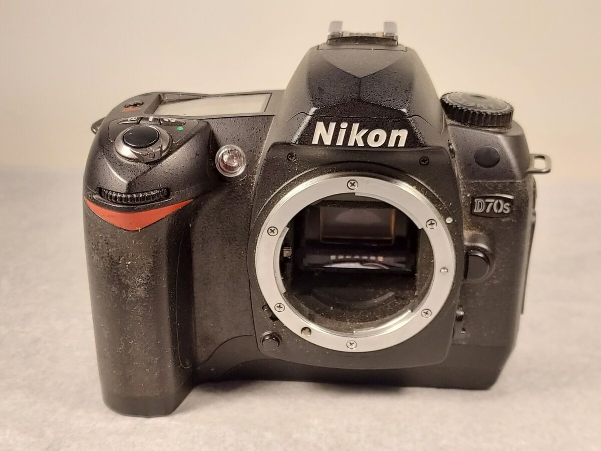 Nikon D70S Digital Cameras for Sale | Shop New & Used Nikon D70S Digital Cameras for Sale | Shop New & Used