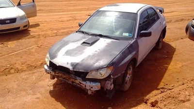 Carrier Rear 2.5L Without Turbo Manual Transmission Fits 02-07 Subaru Impreza  - Image 1 of 4