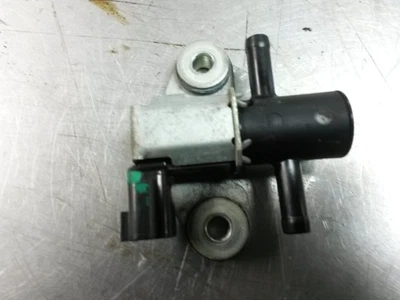 Válvula de purga EVAP para Nissan Altima 2.5 10-13 Foto 1 de 4