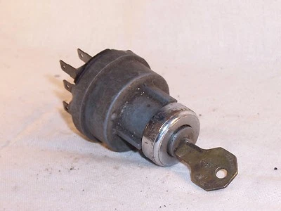 Interruptor de encendido vintage Chevy Buick Olds Chrysler Cadillac Plymouth Ford Foto 1 de 4