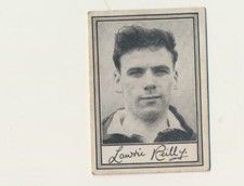 Barratt & Co  Famous Footballers Series A3 37 (Lawrie)  L Reilly Hibernian
