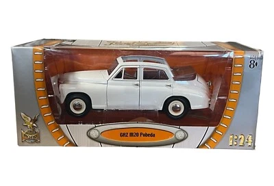 Road Signature Collection GAZ M20 Pobeda Die-Cast Metal w/ Plastic Parts 1:24 - Image 1 of 4
