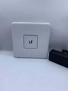 Ubiquiti UniFi USG UniFi Security Gateway Router Firewall - Bild 1 von 4