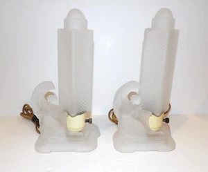 VINTAGE PAIR OF MCKEE ART DECO FROSTED GLASS NUDE ANGEL SKYSCRAPER BOUDOIR LAMPS - Picture 1 of 15