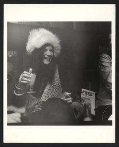 JANIS JOPLIN 1970 Original News Photo 8 x 10 Type 2 - Vintage Late 1970's - Picture 1 of 2