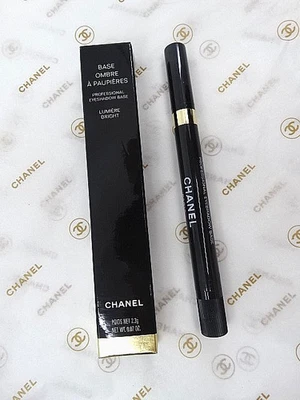 Genuine CHANEL Professional Eye Shadow Base "Lumiere Bright" Boxed, Discontinued - Image 1 of 3