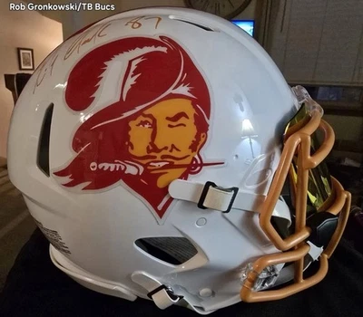 Casco de hoz crema autógrafo firmado por ROB GONKOWSKI AUTÉNTICO BUCCANEERS Foto 1 de 4