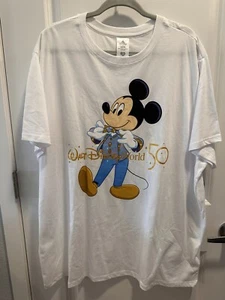 Neu mit Etikett Walt Disney World 50. Jahrestag Feier Mickey Mouse T-Shirt Tee XXL - Bild 1 von 4