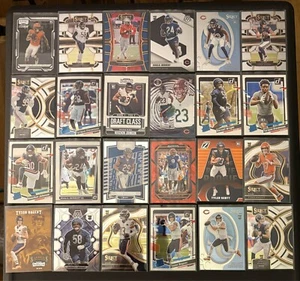 Chicago Bears Rookie Lot - 24 Cards - Wright, Bagent, Johnson, etc - Picture 1 of 1